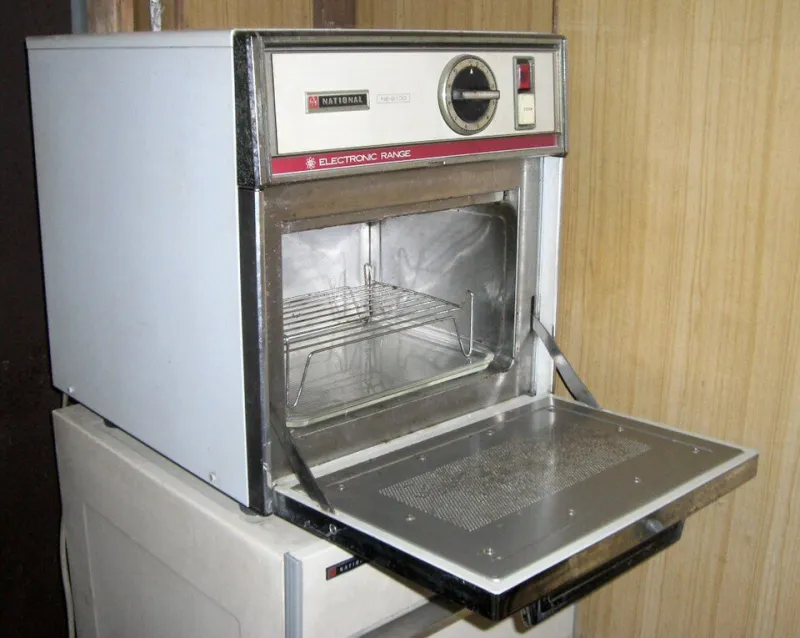 He Dropped Out in Sixth Grade and Invented the Microwave by Accident. The First Thing He Cooked Was Popcorn.